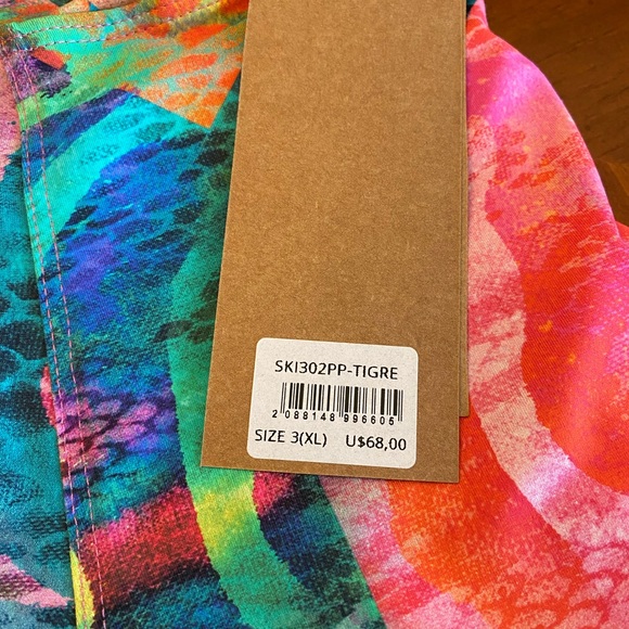 Dona Jo Multicolored Skort - Picture 10 of 10